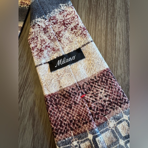 Milano Italian silk tie - Picture 2 of 3